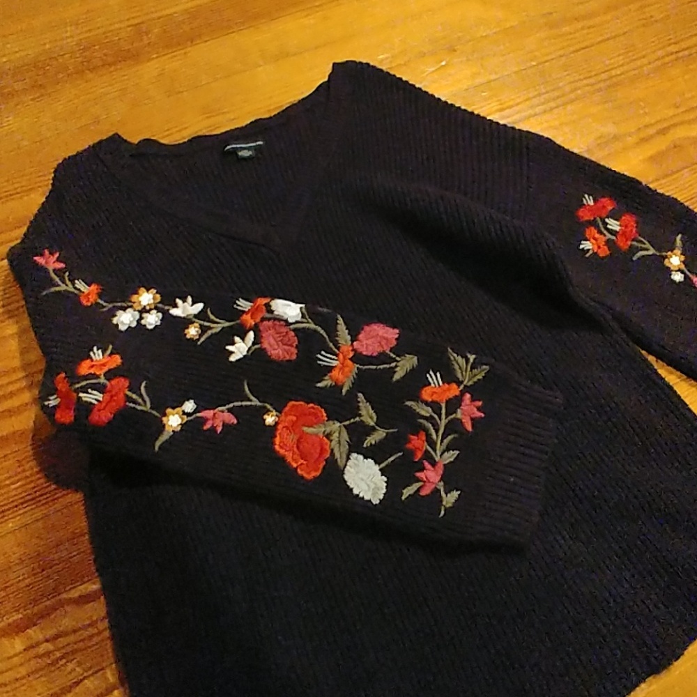 American eagle black sweater - Picture 4 of 4
